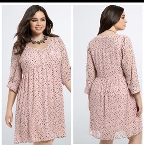 Torrid pink heart print dress